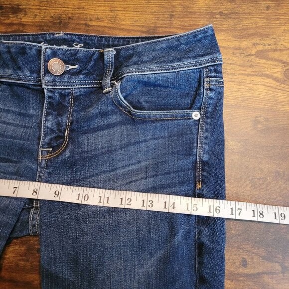 American Eagle Jeans 8 R Slim Boot Low Rise Stretch Medium Dark Wash - Picture 7 of 11